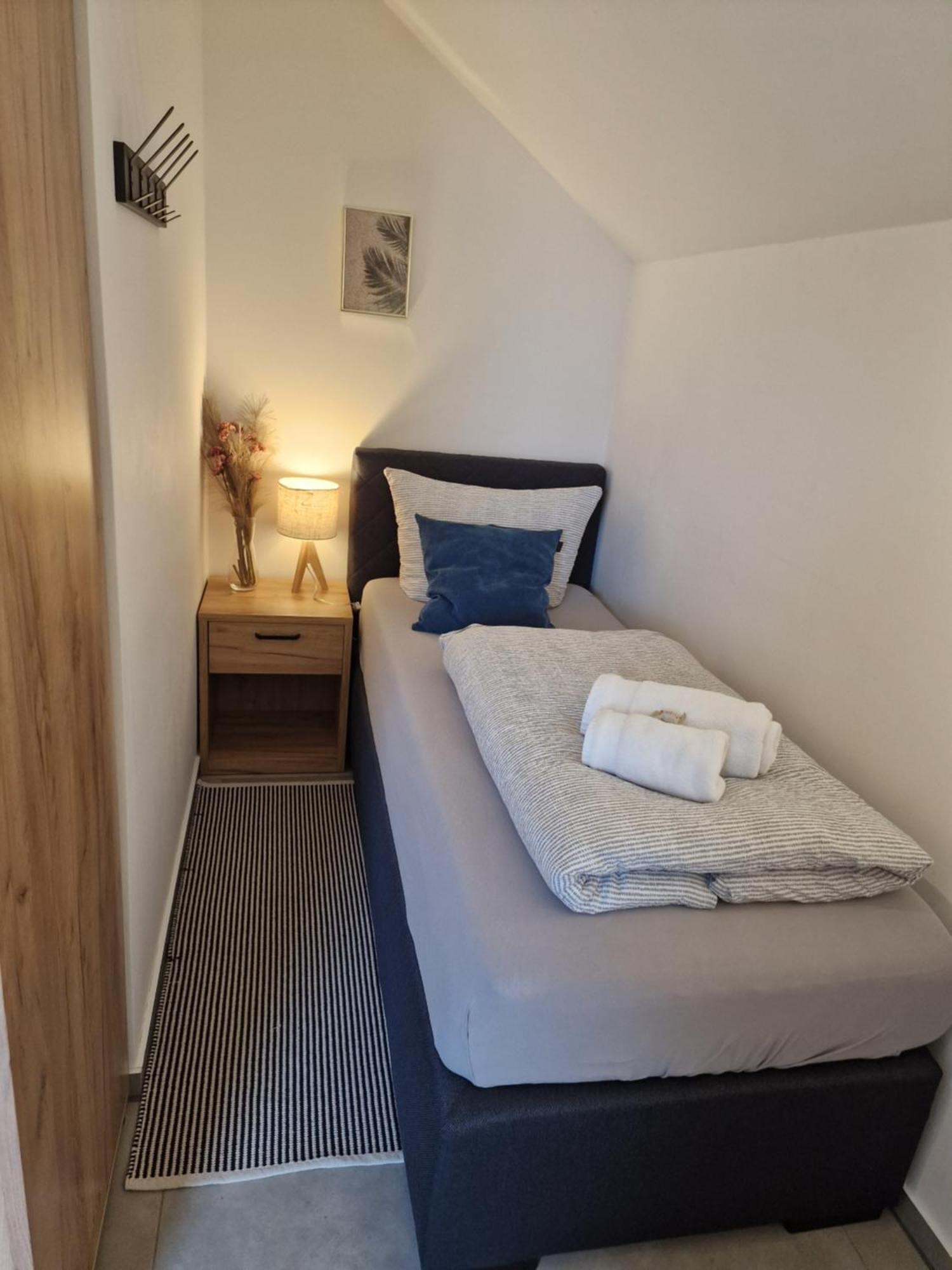 Ferienwohnung - Nachtigall 1 Bad Hersfeld Dış mekan fotoğraf